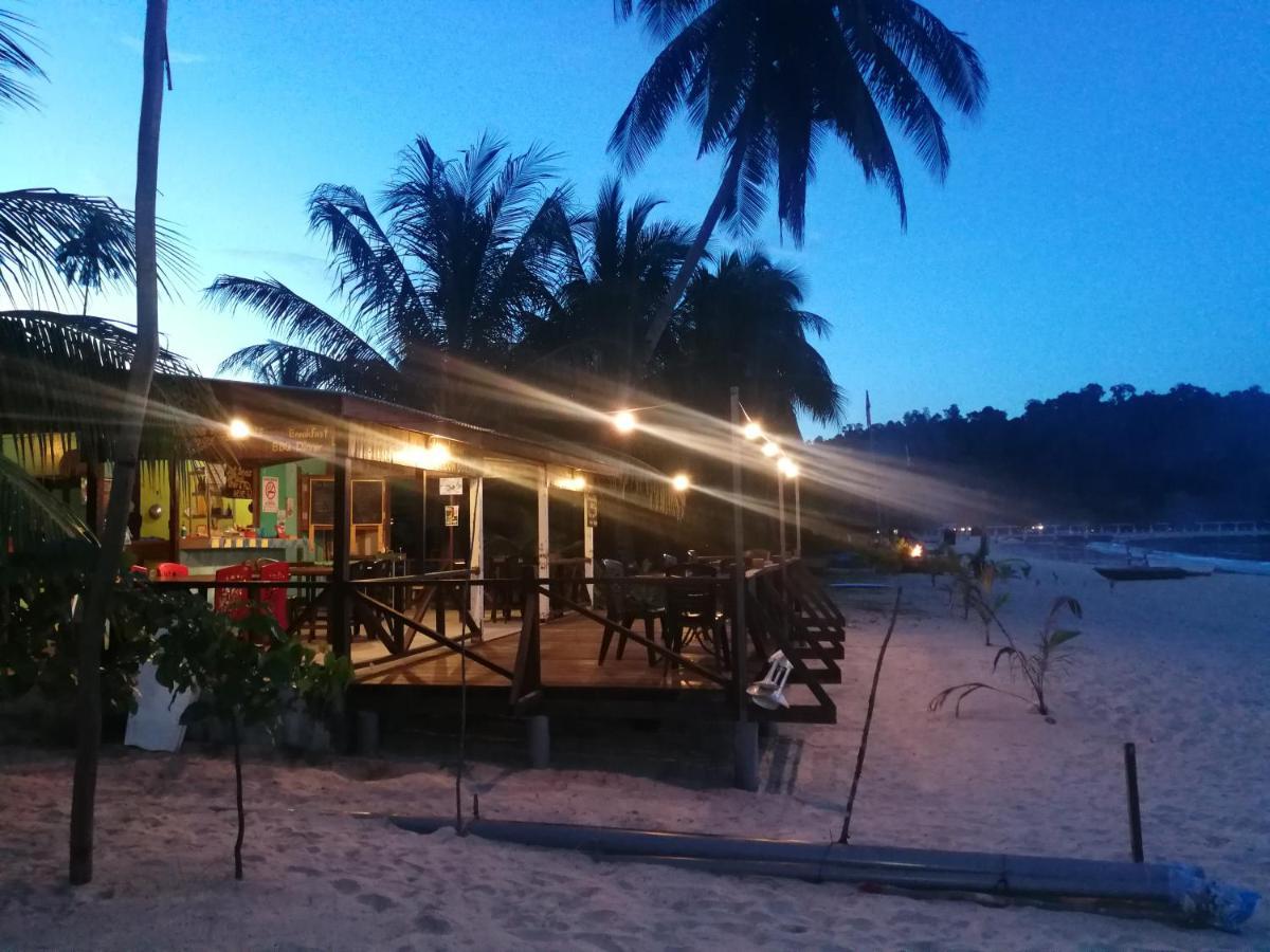 Rainbow Tioman Cottage Kampong Juara المظهر الخارجي الصورة