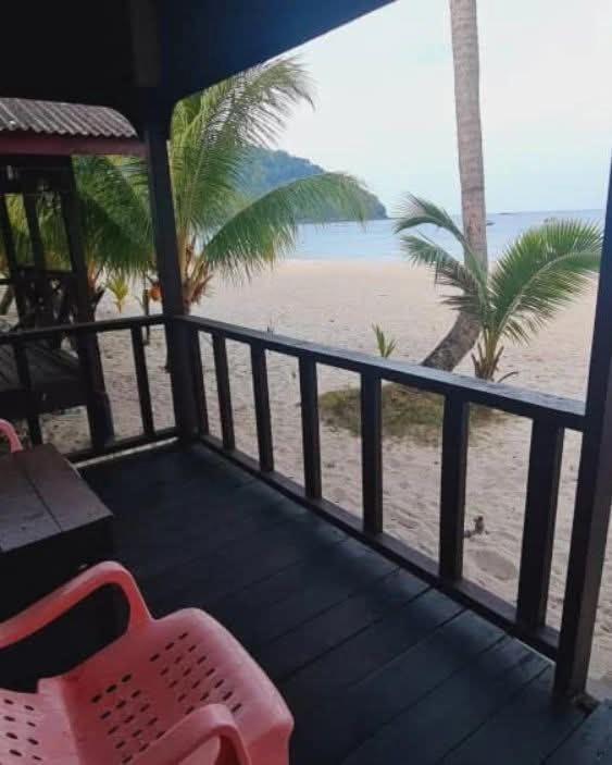 Rainbow Tioman Cottage Kampong Juara المظهر الخارجي الصورة
